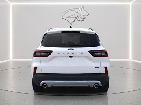 New 2026 Ford Escape SE FWD image 5