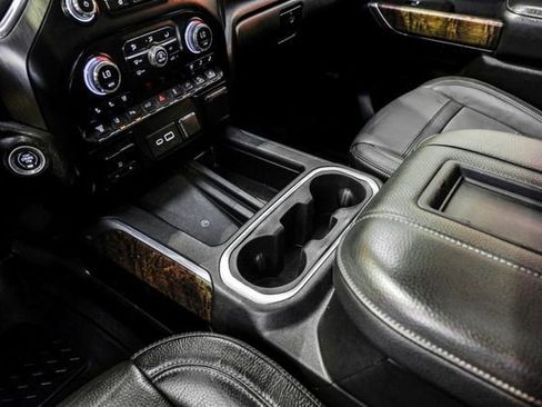Used 2021 GMC Sierra 2500 Denali w/ Denali Ultimate Package image 24
