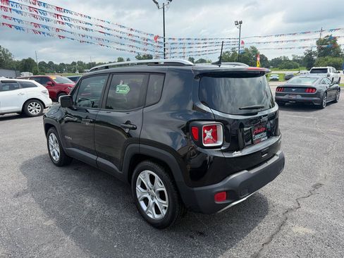 Used 2018 Jeep Renegade Limited w/ UConnect 8.4 Nav Group FWD image 7