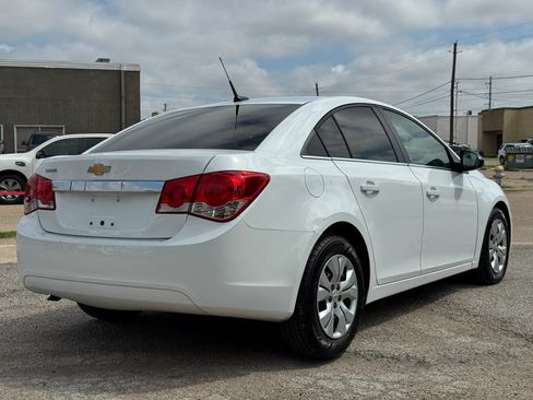 Used 2012 Chevrolet Cruze LS w/ Connectivity Package FWD image 7