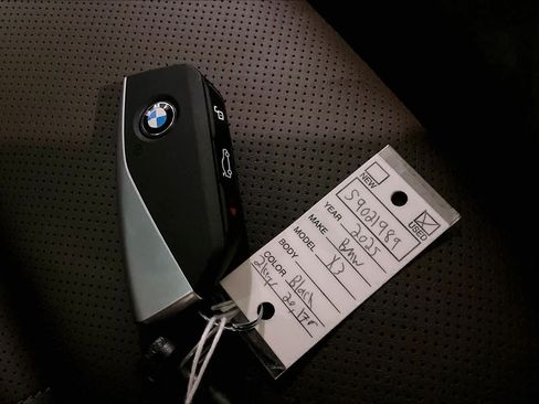 Used 2025 BMW X3 xDrive30i w/ Premium Package AWD/4WD image 14