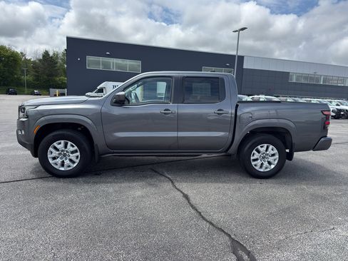 Certified 2023 Nissan Frontier SV w/ SV Convenience Package AWD/4WD image 6
