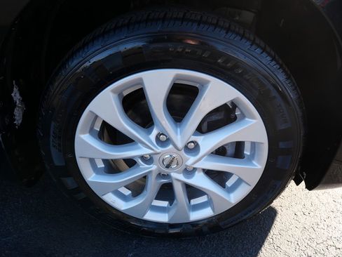 Used 2019 Nissan Sentra SV image 31