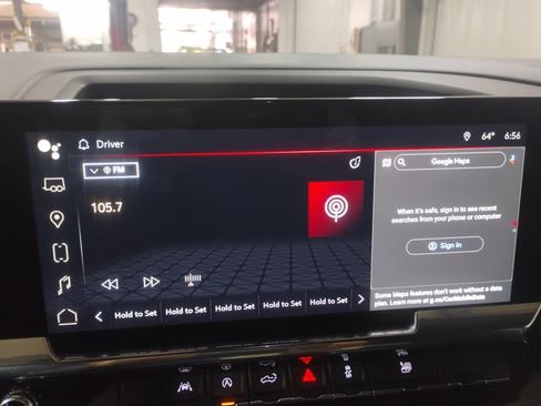 Used 2025 GMC Sierra 1500 Elevation image 12