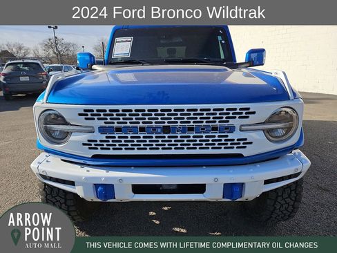 Used 2024 Ford Bronco Wildtrak image 3