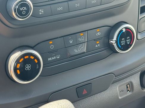 New 2025 Ford Transit 250 Low Roof image 25