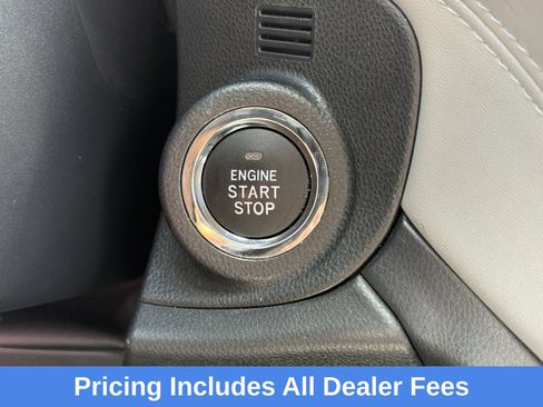 Certified 2025 Subaru Outback Premium w/ Popular Package #1A AWD/4WD image 19
