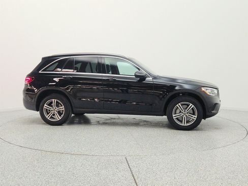 Used 2022 Mercedes-Benz GLC 300 image 4