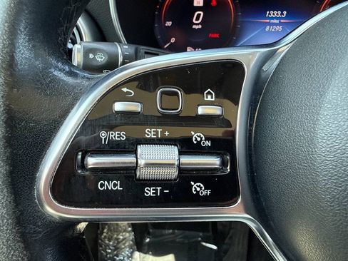 Used 2020 Mercedes-Benz GLC 300 image 36