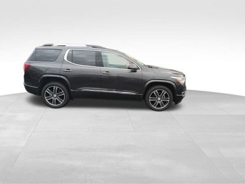 Used 2018 GMC Acadia Denali w/ Technology Package image 4
