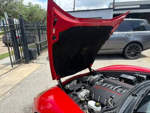 Used 2007 Chevrolet Corvette Convertible w/ Preferred Equipment Group RWD image 32