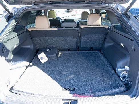 New 2026 Volkswagen Atlas Cross Sport SE image 35