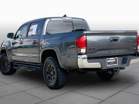 Used 2023 Toyota Tacoma SR5 AWD/4WD image 12