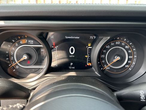 New 2025 Jeep Wrangler Unlimited Rubicon image 20