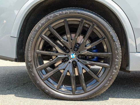 Used 2024 BMW X5 xDrive40i w/ Executive Package AWD/4WD image 13