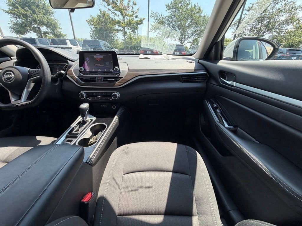 Used 2023 Nissan Altima 2.5 SV AWD/4WD image 20
