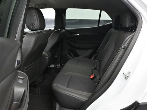 Used 2025 Buick Encore GX Preferred image 16