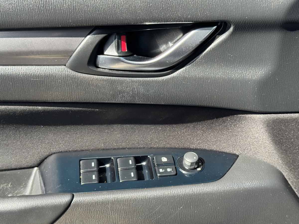Used 2019 MAZDA CX-5 Sport FWD image 28