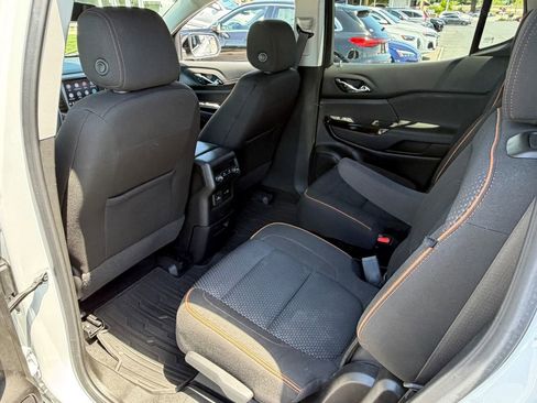 Used 2023 GMC Acadia AT4 AWD/4WD image 19
