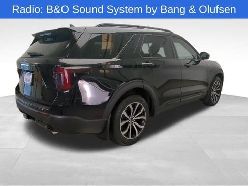 Used 2022 Ford Explorer ST-Line w/ Class IV Trailer Tow Package image 6