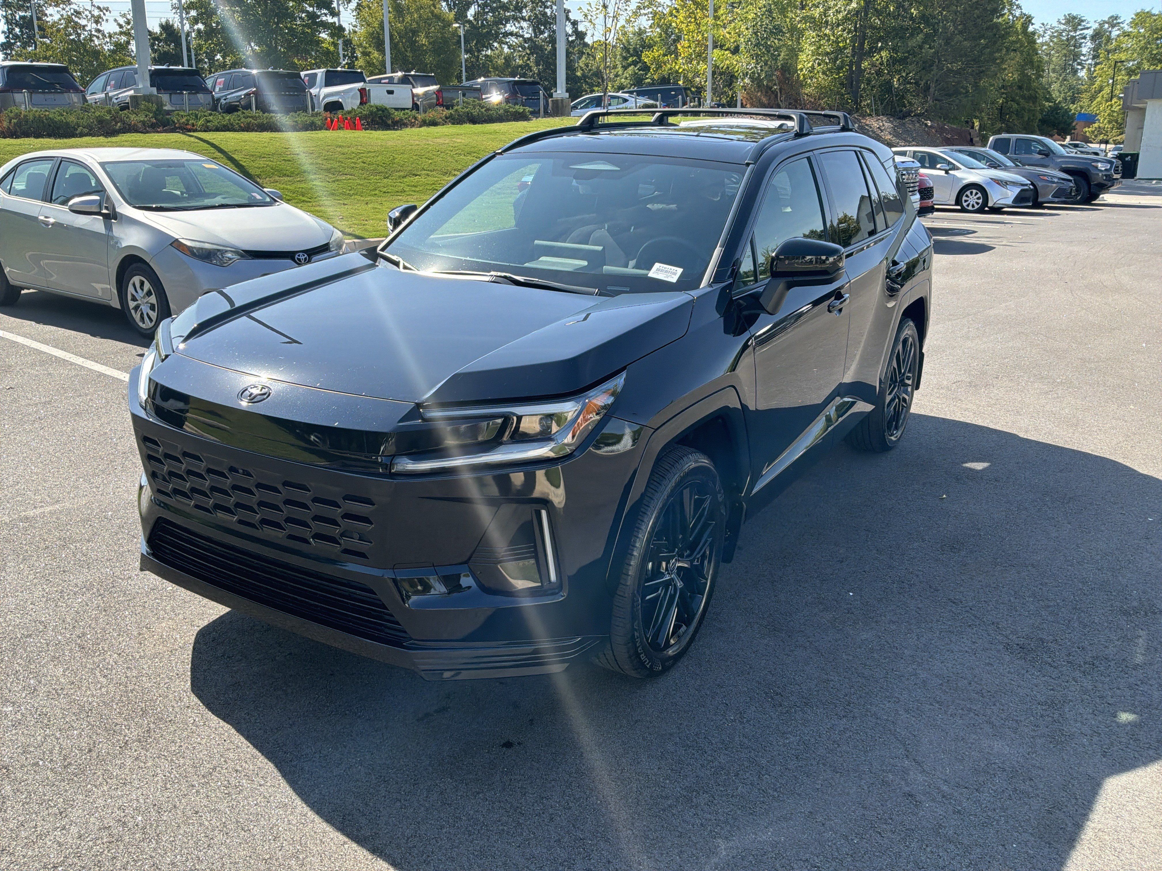 Used 2026 Toyota RAV4 XSE w/ Weather Package AWD/4WD image 5