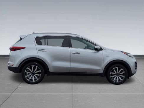 Used 2017 Kia Sportage EX w/ EX Technology Package image 7