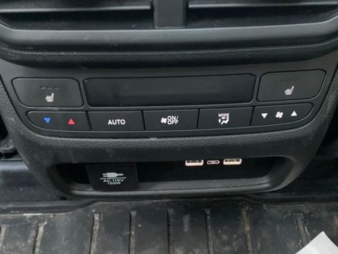 Certified 2023 Honda Pilot Elite image 8