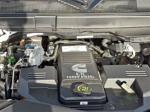 Used 2023 RAM 3500 Tradesman w/ Chrome Appearance Group image 28