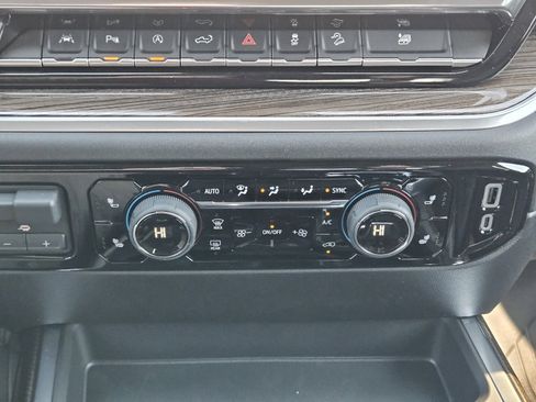 New 2026 Chevrolet Silverado 1500 RST AWD/4WD image 14