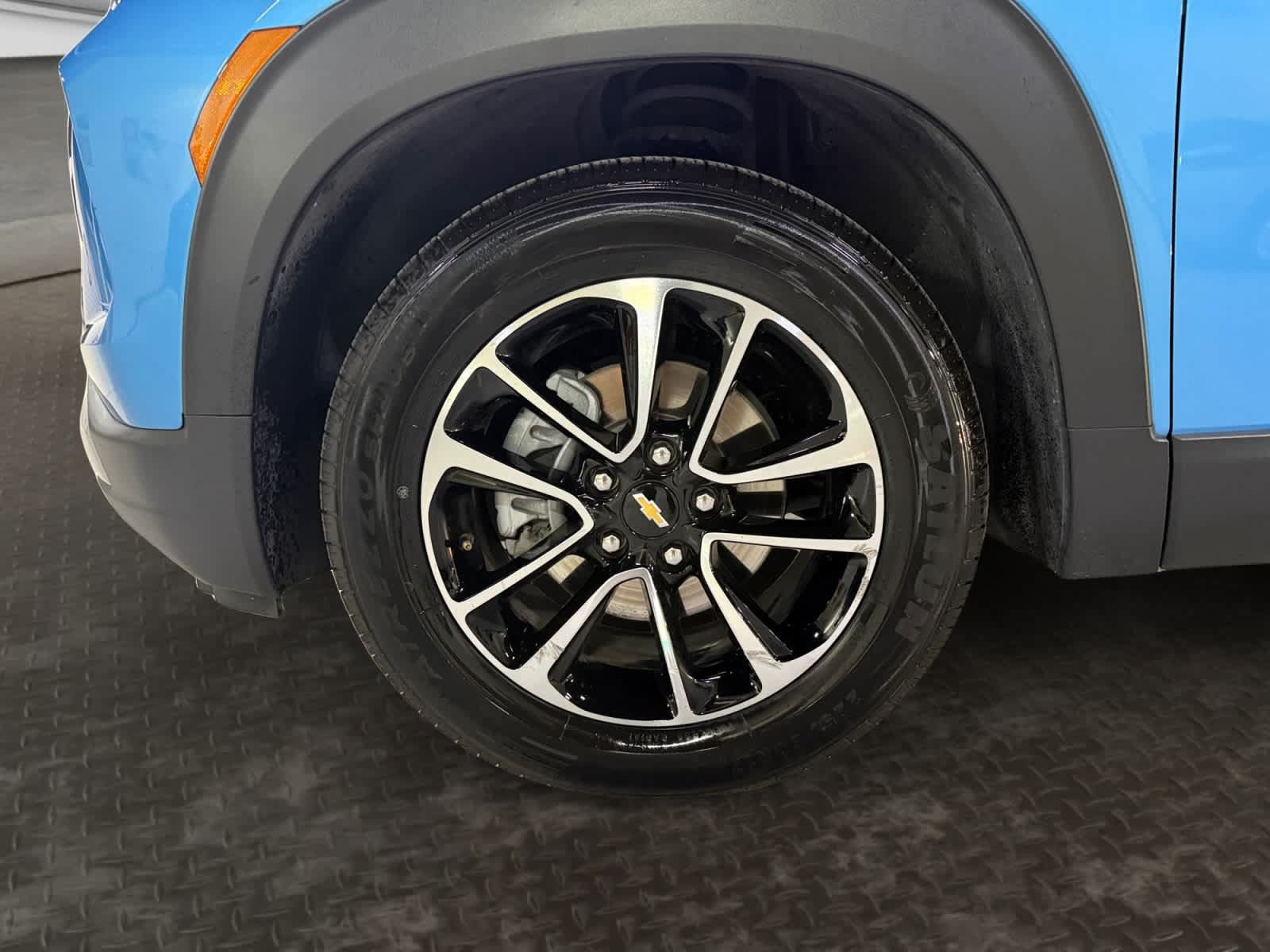 Used 2025 Chevrolet TrailBlazer LT FWD image 21
