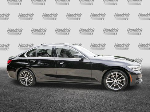 Used 2021 BMW 330i Sedan w/ Convenience Package RWD image 11