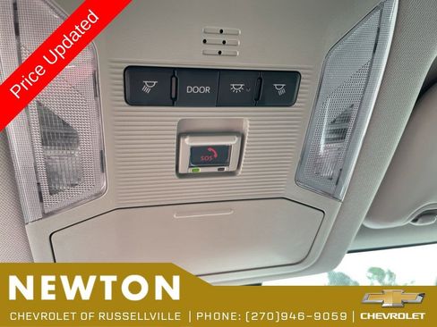 Used 2025 Toyota RAV4 LE FWD image 23