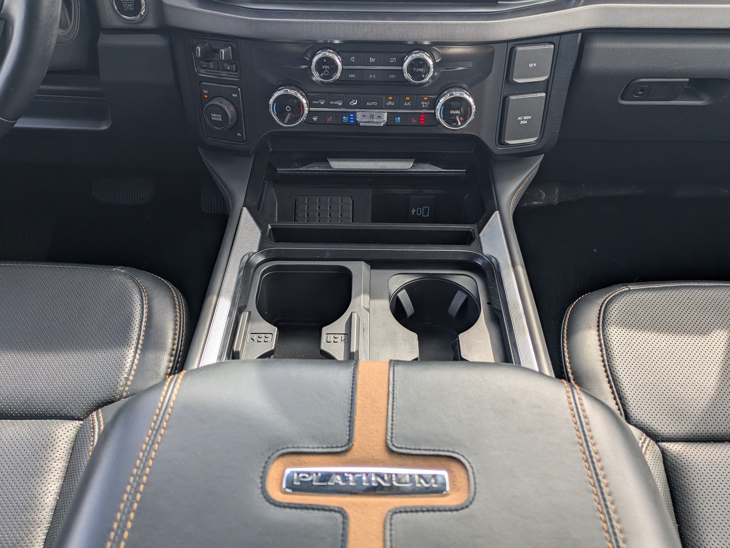 Used 2023 Ford F250 Platinum AWD/4WD image 19