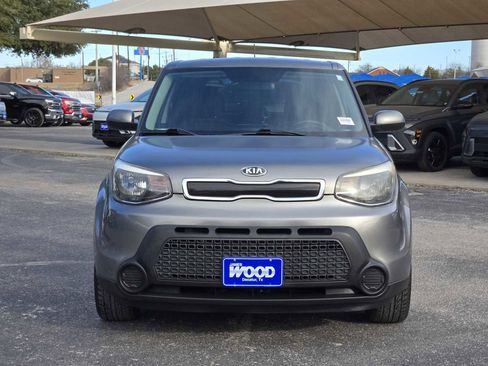 Used 2015 Kia Soul + image 4