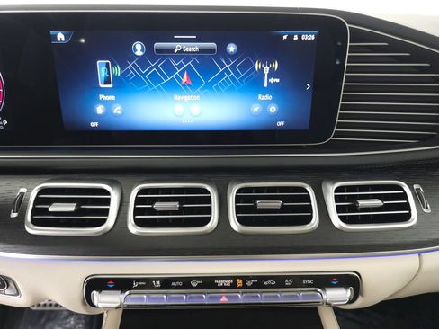 Certified 2026 Mercedes-Benz GLS 450 4MATIC image 16
