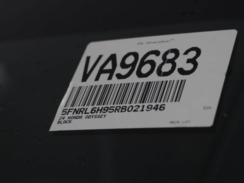 Used 2024 Honda Odyssey Elite image 26