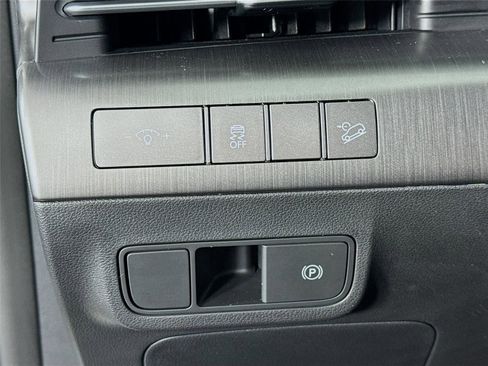 Certified 2026 Hyundai Kona SEL Sport FWD image 10