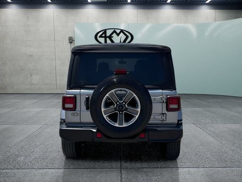 Used 2021 Jeep Wrangler Unlimited Sahara AWD/4WD image 5
