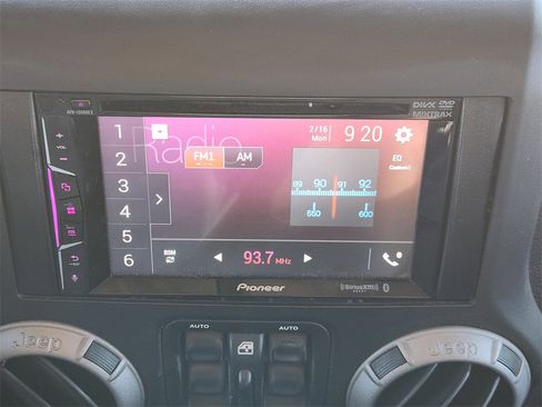 Used 2012 Jeep Wrangler Unlimited Sport image 17