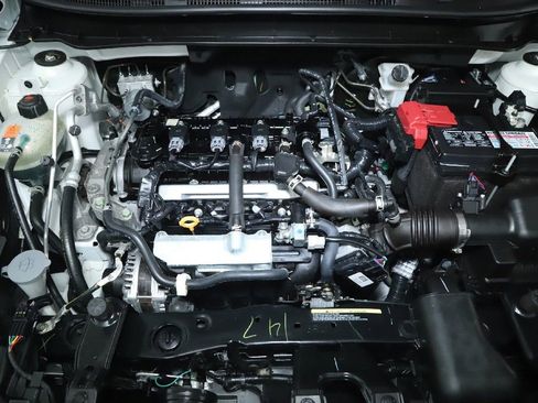 Certified 2023 Nissan Kicks SR w/ SR Premium Package FWD image 35