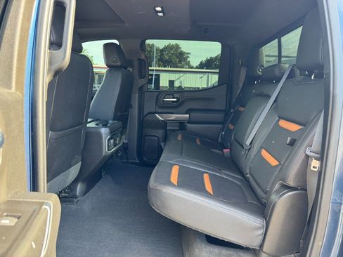 Used 2019 GMC Sierra 1500 AT4 w/ AT4 Premium Package AWD/4WD image 16
