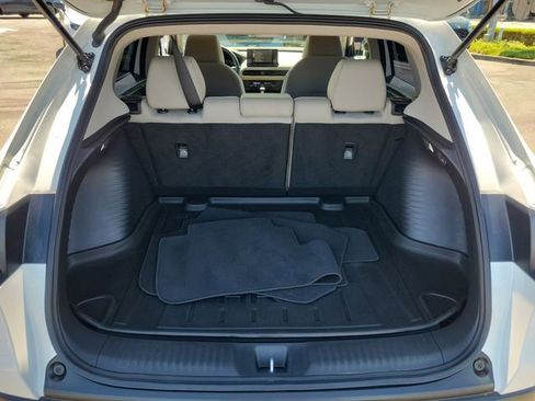 Certified 2023 Honda HR-V LX image 8
