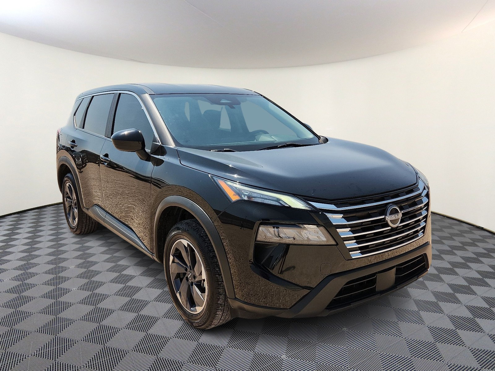 Used 2024 Nissan Rogue SV FWD image 6