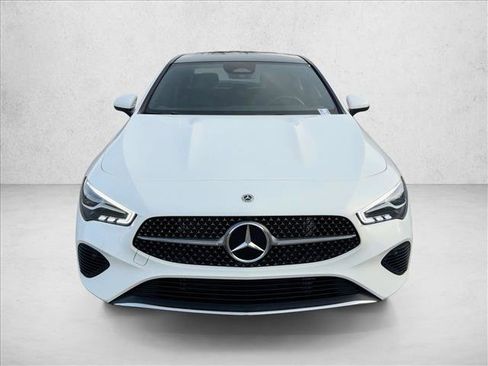 Used 2025 Mercedes-Benz CLA 250 4MATIC image 2