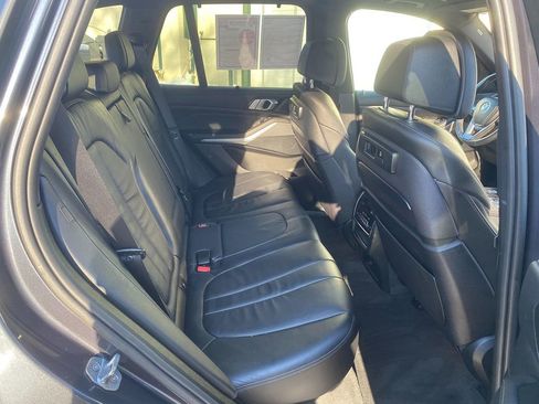 Used 2019 BMW X5 xDrive40i w/ Luxury Seating Package image 26