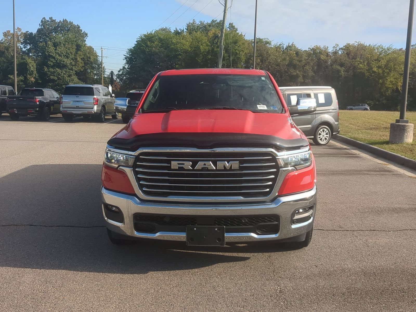 Used 2025 RAM 1500 Laramie AWD/4WD image 8