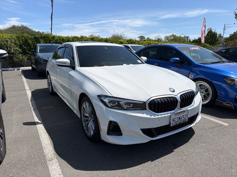 Used 2023 BMW 330i Sedan w/ Premium Package RWD image 1
