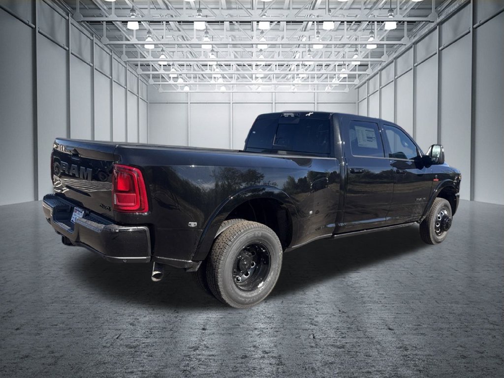 New 2027 RAM 3500 Limited AWD/4WD image 3