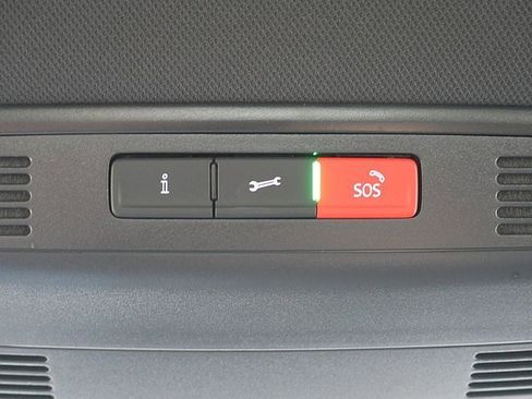 Used 2024 Volkswagen Jetta Sport image 43