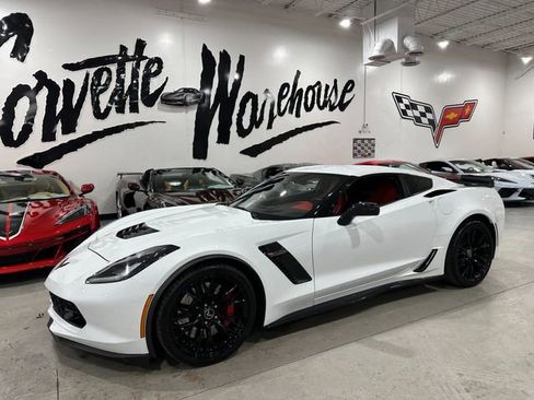 Used 2015 Chevrolet Corvette Z06 w/ 2LZ Preferred Equipment Group image 26